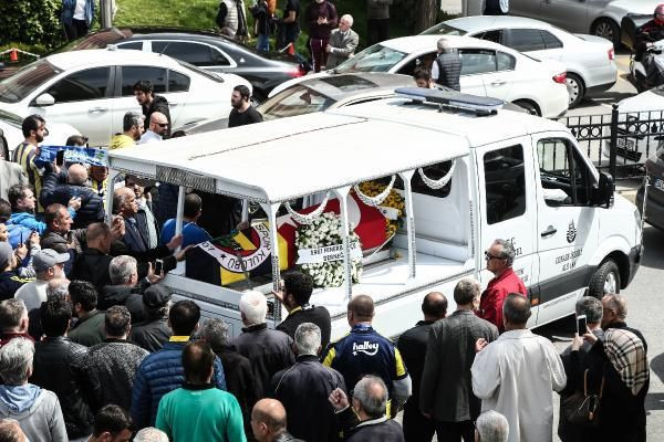 'Sinyor' Can Bartu son yolculuğuna uğurlandı - Resim: 4