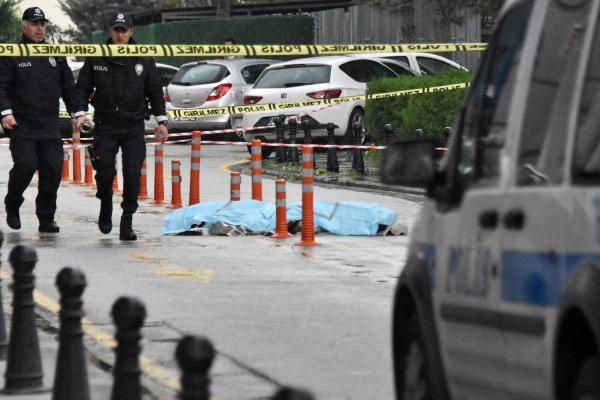 42. kattan aşağı attı kendini! Cebindeki not yürek yaktı - Resim: 1