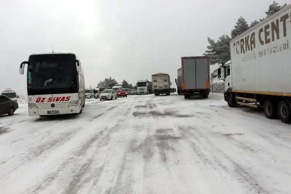 Bir anda her yer bembeyaz oldu! Yazı beklerken kış geldi - Resim: 4