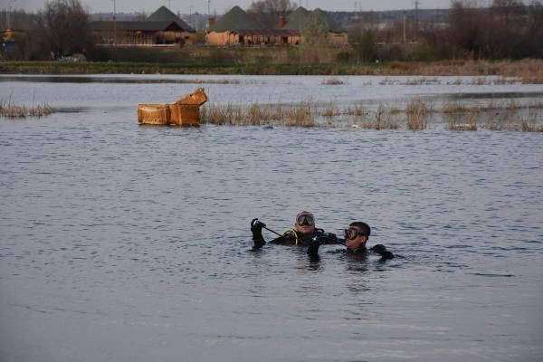 Kütahya'da buzdolabından yaptıkları saldan gölete düşen 2 kişi öldü - Resim: 3