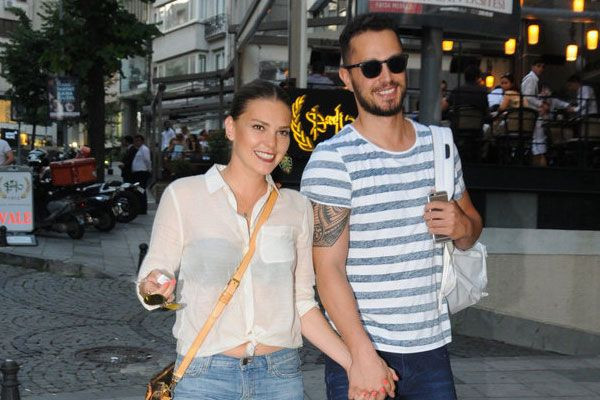 Acun'un dediği çıktı Murat Boz ile Aslı Enver'in düğün tarihi belli oldu - Resim: 2