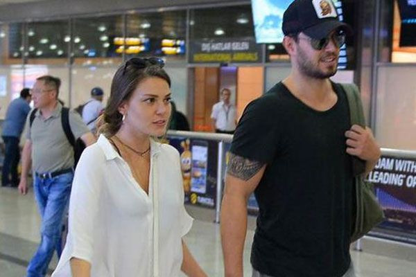 Acun'un dediği çıktı Murat Boz ile Aslı Enver'in düğün tarihi belli oldu - Resim: 1