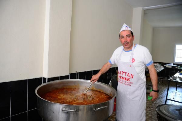 Adana'da aşiret yemeğinde 400 kilo et tüketildi - Resim: 3