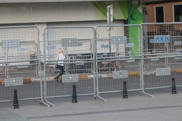 Taksim’e girişler kapatıldı İstanbul'da bu yollara dikkat - Resim: 4
