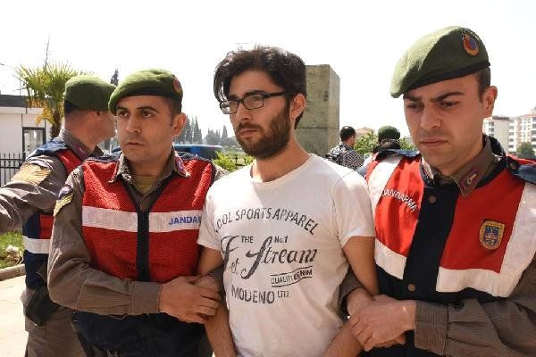 Mahkemedeki savunmalarına bakın! Babalarını öldürüp yakmışlardı! - Resim: 3