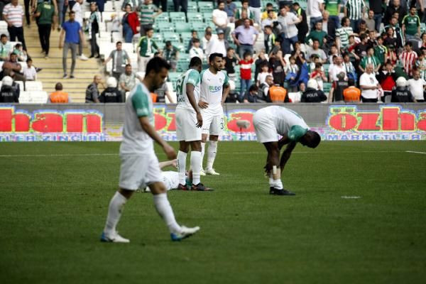 Bursa küme düştü tepkiler çığ gibi: Geçti Bor’un Pazarı, Sür Eşeğini 2’nci Lig’e - Resim: 1