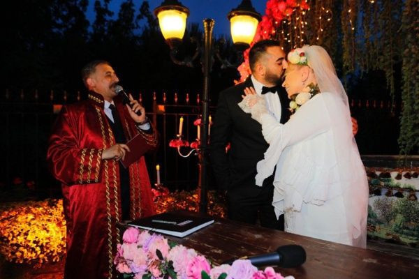 Zerrin Özer fenalaştı apar topar hastaneye kaldırıldı! - Resim: 2