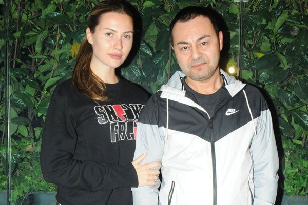 Serdar Ortaç ile Chloe Loughnan resmen boşanıyor adliyede görüntülendiler - Resim: 3