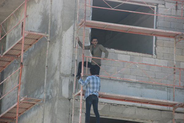 Paraları eksik yatan işçiler intihara kalkıştı - Resim: 2