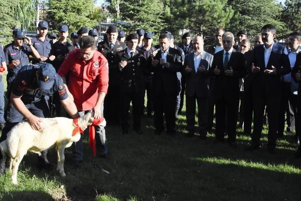 Bakan Murat Kurum askerlerle bayram kahvaltısı yaptı - Resim: 4