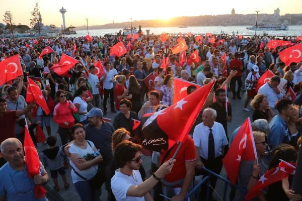 Üsküdar'da zafer bayramı coşkusu - Resim: 1