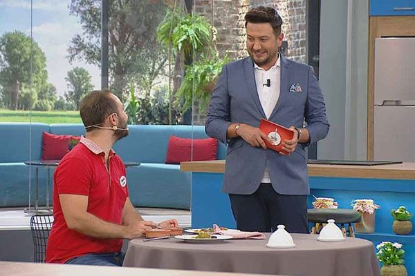 Onur Büyüktopçu hakkında flaş gelişme Yemekteyiz'i bırakıp Show TV'ye geçmişti - Resim: 2