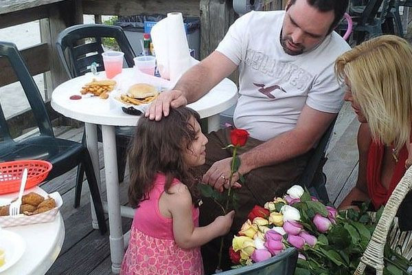 Ailesini katletmeye çalıştı ABD'de evlatlık alınan çocuğun gerçek yaşı ise şoke etti - Resim: 2