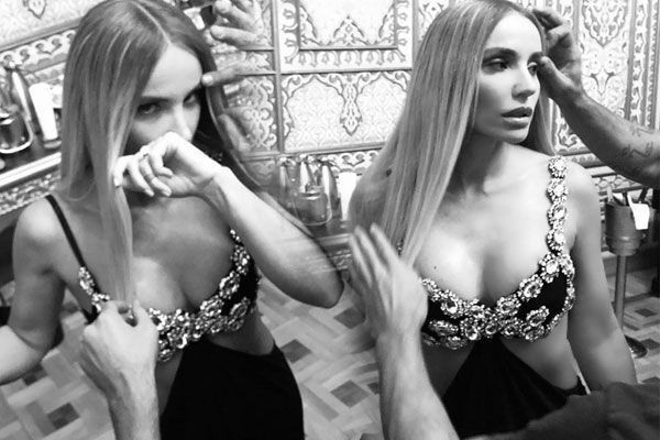 Cengiz Abazoğlu defilesinde Gülşen dekoltesiyle ağızları açık bıraktı - Resim: 3