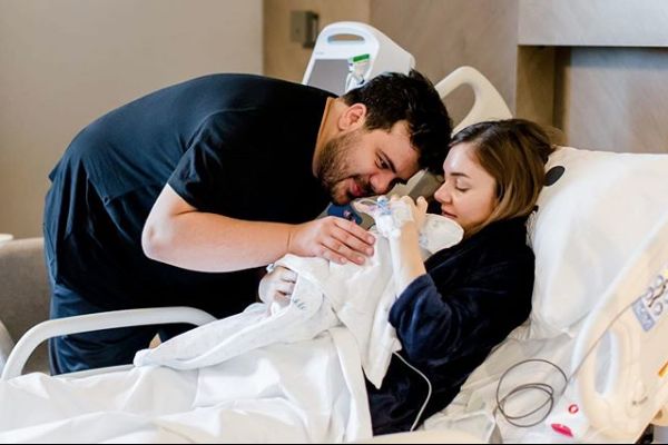 Eser Yenenler baba oldu Berfu Yıldız'dan sonra oğluyla ilk fotoğrafını paylaştı - Resim: 4