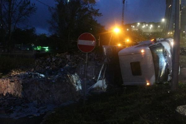 İstanbul'da sağanak etkili oluyor - Resim: 3