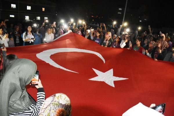 'Barış Pınarı Harekatı'na asker selamı! Kız öğrencilerden destek - Resim: 1