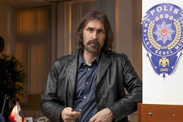 Erdal Beşikçioğlu kriz çıkardı Behzat Ç.'nin setinde şoke eden ayrılık kararı - Resim: 1