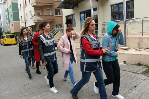 Yalova'daki bu villa tekstil firması mı fuhuş yuvası mı! Bakın neyle kandırmışlar - Resim: 3