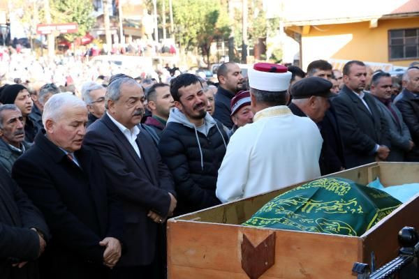 Böbreğini taşıdığı oğlunun cenazesini izlemişti! Acısına dayamadı - Resim: 1