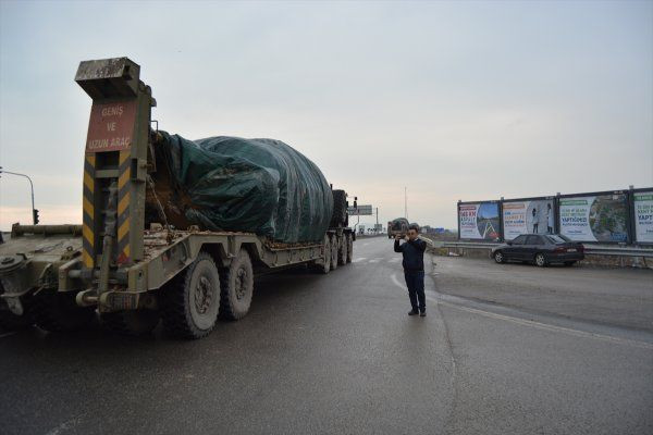 İblib'e harekat mı başlıyor tanklar ve obüsler sınıra gidiyor - Resim: 2