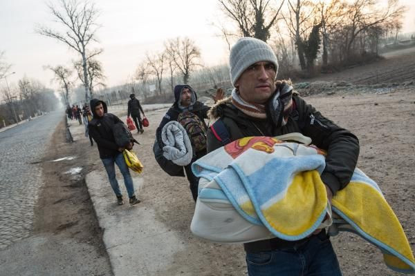 Pazarkule Sınır Kapısı'na geçişler kapatıldı - Resim: 2