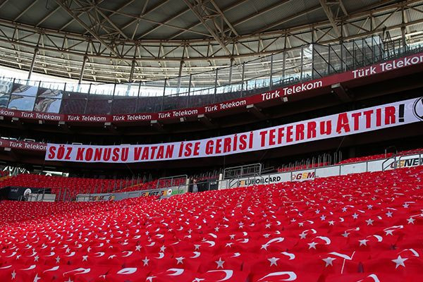 Galatasaray İdlib şehitleri unutmadı - Resim: 1