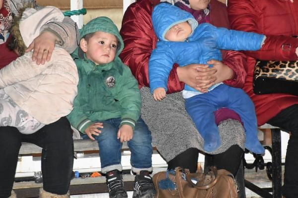 Yunan zulmü mültecilerin botlarının motorunu alıp denizin ortasında bıraktılar - Resim: 3