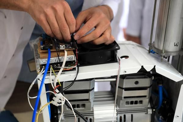 Antalya'da meslek lisesi öğrencileri solunum cihazı üretti! Üstelik yarı fiyatına mal ettiler - Resim: 3