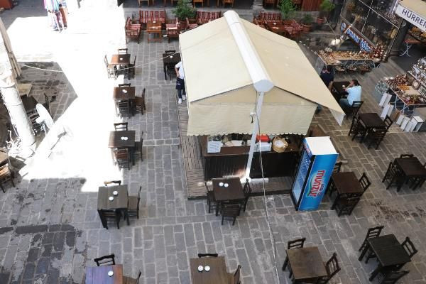 Diyarbakır'da normalleşme, ciğer kebabı ve kahvaltıyla başladı  - Resim: 4