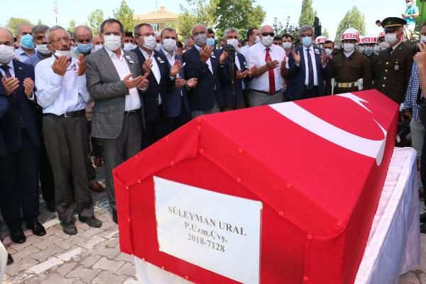 Şehit Uzman Çavuş Süleyman Ural gözyaşları içinde son yolculuğuna uğurlandı - Resim: 4