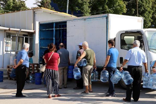 Eskişehir'de 'su' krizi büyüyor! Damacanasını eline alan kuyruğa girdi - Resim: 2