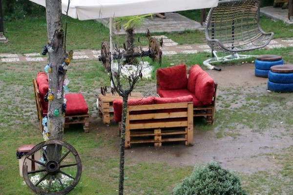 Düzce'de 10 yıl garsonluk yapan adam topladığı artık malzemeler sayesinde patron oldu - Resim: 2