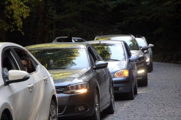 Yedigöller'de sonbahar kuyruğu! Saatlerce beklediler - Resim: 1