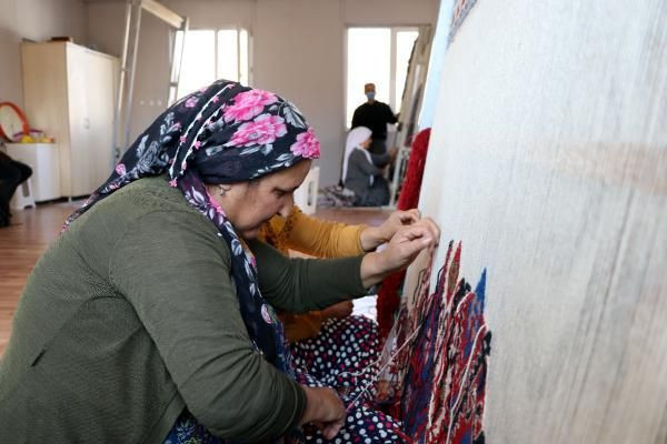 Van'da 80 kadın üretiyor Avrupa'dan sipariş yağıyor! Fiyatı cep yakıyor - Resim: 1