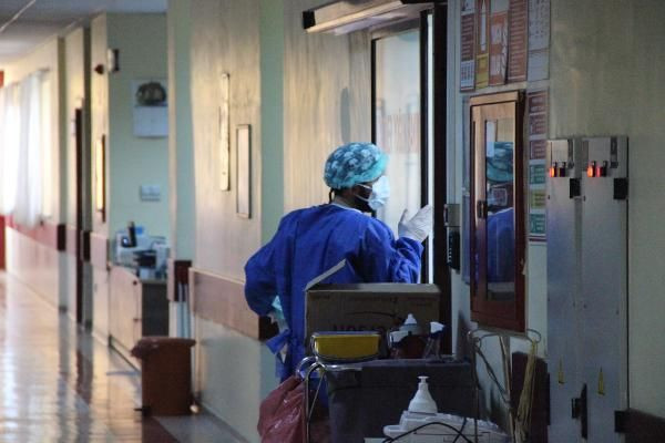 Sevindiren haber geldi! Diyarbakır'da vaka sayıları düşmeye başladı - Resim: 1