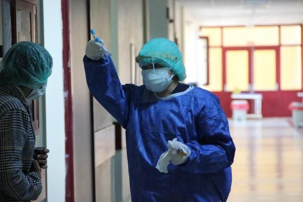 Sevindiren haber geldi! Diyarbakır'da vaka sayıları düşmeye başladı - Resim: 3