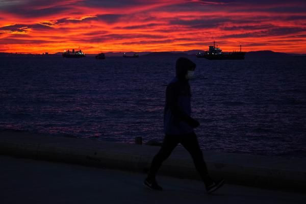 İstanbul'da görenleri hayrete düşüren görüntü! Herkes telefona sarıldı - Resim: 3