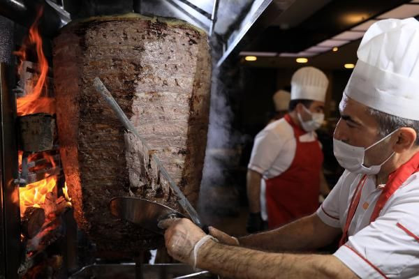 Et ve tavuk dönerde inanılmaz hileler! İçine öyle şeyler koyuyorlar ki... - Resim: 2
