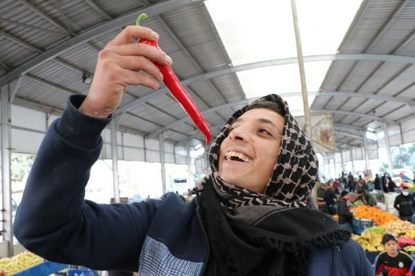 Şanlıurfa'da kente özgü biberler tükendi! Antalya'dan 'Şili biberi' takviyesi yapıldı - Resim: 1