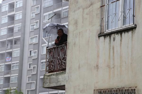 Anaokuluna izinsiz girdi çırılçıplak gezdi! Uyuşturucu parası vermeyen annesine dehşeti yaşattı - Resim: 3