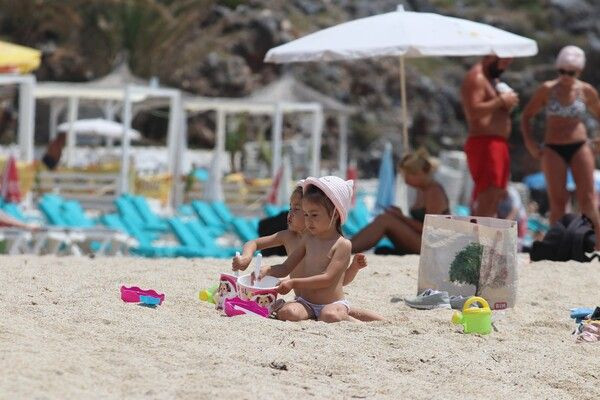 Antalya'da denizde gören şaşkına döndü herkes telefona sarıldı: İnsanlar kahkaha atmaya başladı - Resim: 2