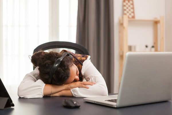 Narkolepsi nedir narkolepsi hastalığı tedavisi var mı? - Resim: 2