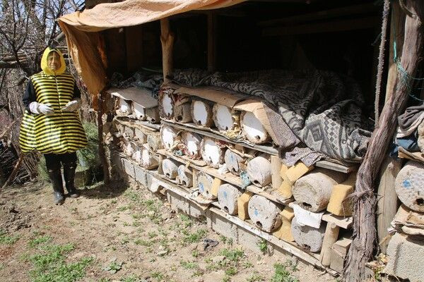 Hakkari'de görenler şaştı kaldı! Yine bir ilke imza attı: Önemli bir mesajım var - Resim: 1