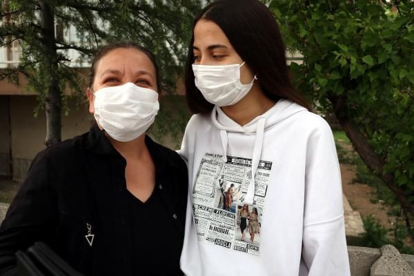 Sevgili olma teklifini reddeden adına eskort siteleri açılan Buse isyan etti: Sahip çıkın, ben çok yoruldum - Resim: 1