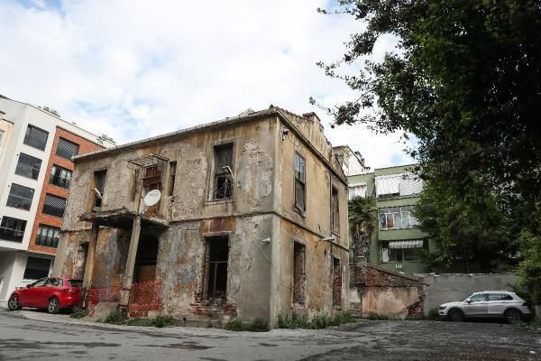 Türk edebiyatının usta ismi Cenap Şahabettin'in evi otopark oldu - Resim: 3