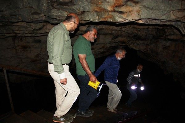 Diyarbakır'da yol yapımında ortaya çıktı! İçini görenler şaşkına döndü - Resim: 2