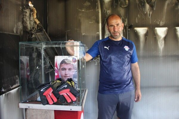 Her şey küle döndü sadece onlar yanmadı! İzmir'de gören şaştı kaldı: Tesadüf olamaz - Resim: 2