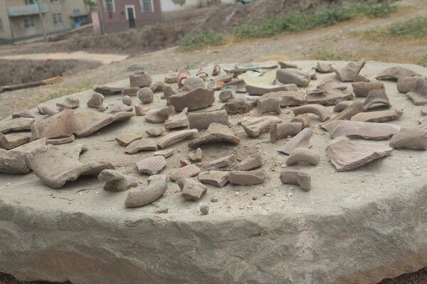 Elazığ'da kentsel dönüşüm kazısında ortaya çıktı! Gören şaştı kaldı - Resim: 2