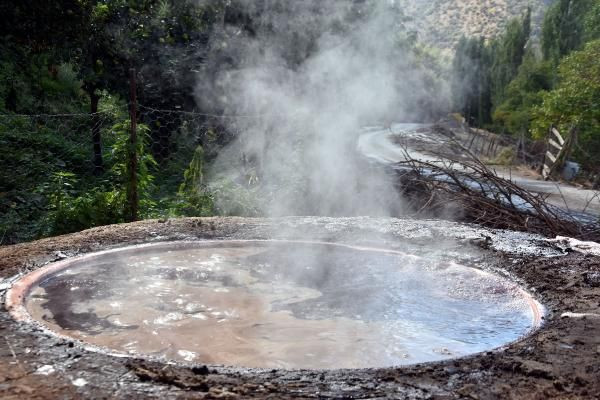 Bitlis'te 300 kilodan 35 kilo çıkıyor! Yapımı saatler sürüyor: Kilosu 50 TL - Resim: 2